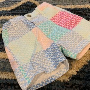 2T vineyard vines shorts